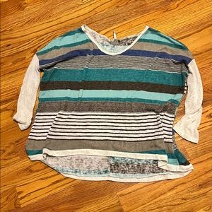 🌀 Auditions brand cute and colorful sweater, size L